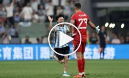 (ویدئو) جیمی جامپی که خودش را به مسی رساند